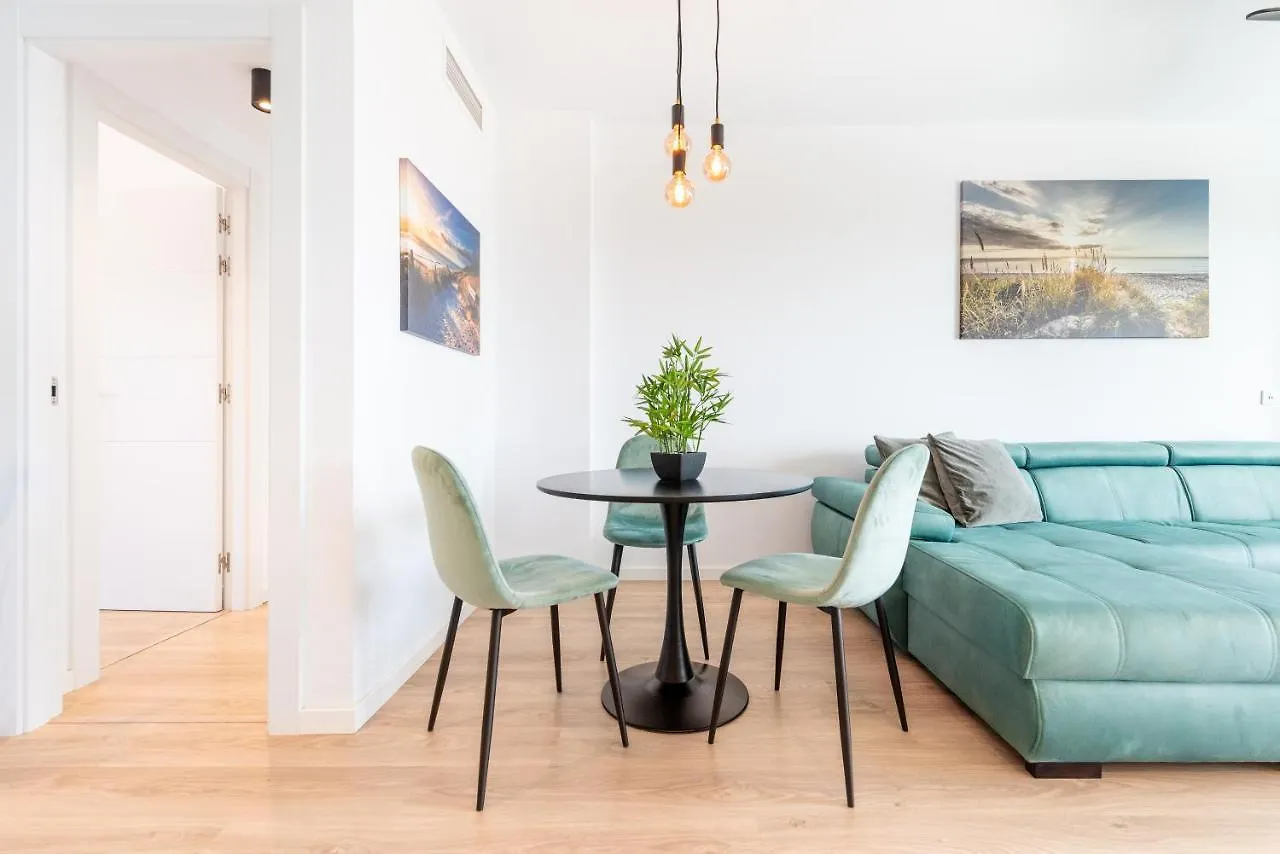 Wintowinrentals Whitestones Amazing Apartment Torremolinos Spain