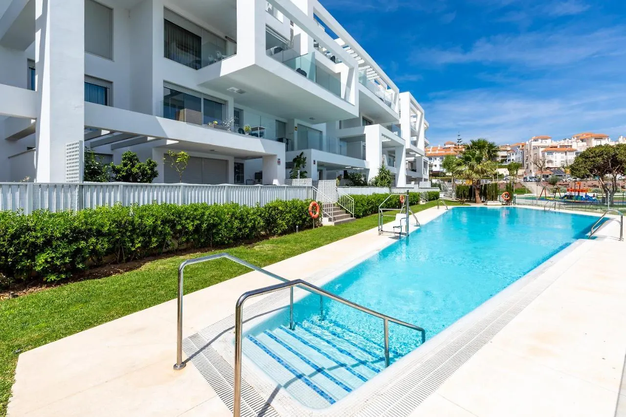 Wintowinrentals Whitestones Amazing Apartment Torremolinos